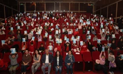 Bursalı minikler 'Kızıl Kaptan' ile hayal yolculuğuna çıktı