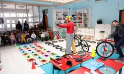 Çocuklara bisiklet kültürü aşılanıyor