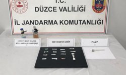 Düzce'de aracında sentetik uyuşturucu ele geçirilen zanlı gözaltına alındı