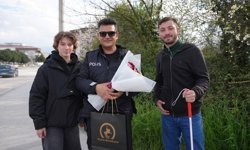 Düzce'de polislere yapılan sosyal deney duygulandırdı