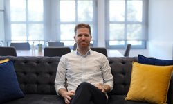 Fenerbahçe futbolcu maaşlarından yapılacak kesintilerle dezavantajlı çocuklara destek olacak