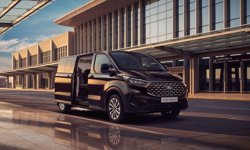 Ford Tourneo Custom'ın yeni 9+1 seçeneği müşterilerle buluşacak