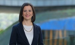 Garanti BBVA yatırım kararlarını kolaylaştıran Fon Botu'nu kullanıma sundu