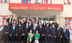Giresun Valisi Koç, Yağlıdere'yi ziyaret etti