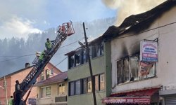 Giresun'da çıkan yangında iki binada hasar oluştu