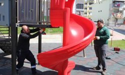 İlkadım Belediyesi park ve bahçelerdeki bakım, onarım, tadilat çalışmalarını sürdürüyor