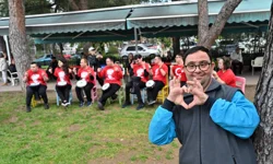 İzmir Bornova'da +1 Down Kafe'de anlamlı buluşma