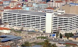 İzmir Büyükşehir'den Çankaya Otoparkı açıklaması: Hizmet zorunlu durduruldu!