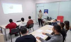 İzmir'de engelli gençler iş dünyasına adım atıyor