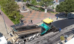 İzmir'de Girne Bulvarı yenileniyor