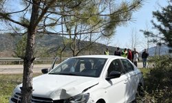Karabük'te otomobille çarpışan motosikletin sürücüsü yaralandı