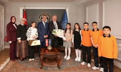 Kayseri Melikgazi'de minik Toprak'ın başkanlık heyecanı