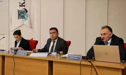 Konya'da fakülteli öğrencilere ticaret sicili uygulamalı anlatıldı