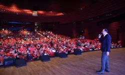 Konya'da minik okurlara kitap şöleni