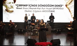 Mersin Büyükşehir'den Âşık Veysel'e vefa gecesi