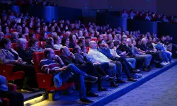 Mersin'de Dünya Tiyatro Günü coşkusu