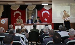 Merzifon'da muhtarlar KKKA hastalığı konusunda bilgilendirildi