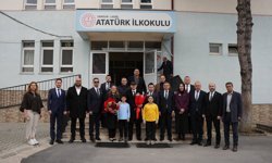 MHP Genel Başkan Yardımcısı Topsakal, Samsun'da öğrencilerle buluştu