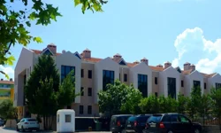 Mudanya Belediye Meclisi'nde kira polemiği... Helvacı kağıdı değil, noterli 37 yıllık sözleşme!