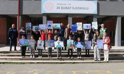 Of'ta 'Harezmi Eğitim Modeli'ni örnek alan öğrenciler çevre temizliği çalışmalarını sürdürdü