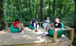 Orman Kütüphanesi'nde okuma keyfi bambaşka