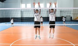 Ortaokul öğrencileri selin vurduğu Bozkurt'a şampiyonluk sevinci yaşattı