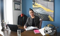 Otizmli çocuğun kolunda 'buz yanığı'na neden oldukları iddiasıyla kreş işletmecisi ve görevlisine hapis istemi