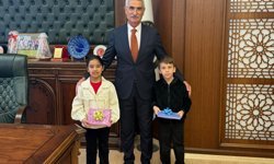 Pazar Belediye Başkanı Pervanlar, koltuğunu öğrenciye devretti