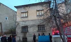 Samsun'da metruk bina yangını söndürüldü