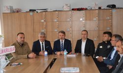 Samsun'da STK temsilcilerinden öğretmen ve öğrencilere moral ziyareti