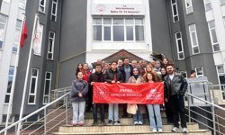 Samsun'da tıp fakültesi öğrencilerinden huzurevine ziyaret