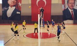 Suluova'da '19 Mayıs Gençlik Haftası Voleybol Turnuvası' düzenlendi