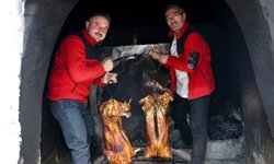 Taşköprü'nün asırlık lezzeti kuyu kebabında yeni sezon başladı