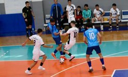 ÜNİLİG salon futbolu grup müsabakaları TOGÜ'de başladı