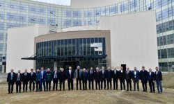 Vali Şahin yapımı devam eden Şehir Hastanesinde incelemede bulundu