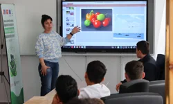 YEŞİLAY İzmir'den çocuklara dijital farkındalık eğitimi