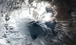 Zirveden uzaya... Ağrı Dağı'na gökyüzünden selam