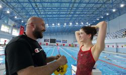 5 yaşında başladığı yüzme sporunda milli takıma yükseldi