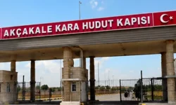 Akçakale Sınır Kapısı'nda pasaportlu geçişler 12 yıl sonra yeniden başlıyor