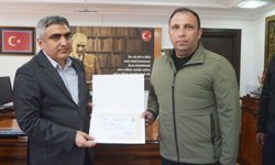 Amasya'da Heimlich manevrasıyla hayat kurtaran polislere ödül