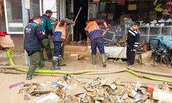 Bafra Belediyesinden selden etkilenen Havza'ya destek