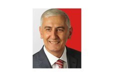 ZOTEV'DE BAŞKAN ARI OLDU