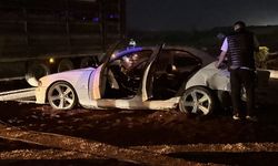 Çorum'da tır ile çarpışan otomobildeki 2 kişi yaralandı
