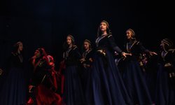 Düzce'de 'Vardoba Gürcü Gecesi' renkli görüntülere sahne oldu