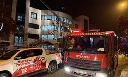 Düzce'de yangın nedeniyle tahliye edilen huzurevi sakinleri yeniden odalarına yerleştirildi