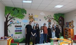 Gerze'de çocuk kütüphanesi 'Kütüphanede Sanat' projesiyle renklendirildi