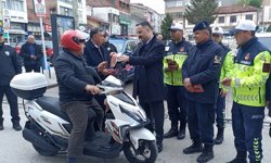 Havza'da Trafik Haftası kapsamında bilgilendirme ve broşür dağıtımı yapıldı