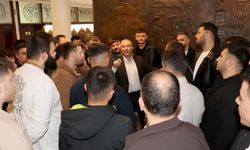 İŞÇİLER SENDİKADA...