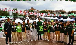 İzmir'de gençler sağlıklı yaşam için buluştu
