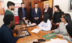 Konya Karatay'da 48 ülkeden öğrenciler sanatla buluştu